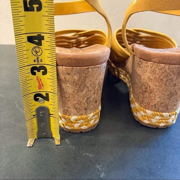 NWT Zodiac sz 8 Paola yellow suede cork wedge sandals - Picture 12 of 14